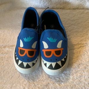 SWiggles Kids Sharks shoes